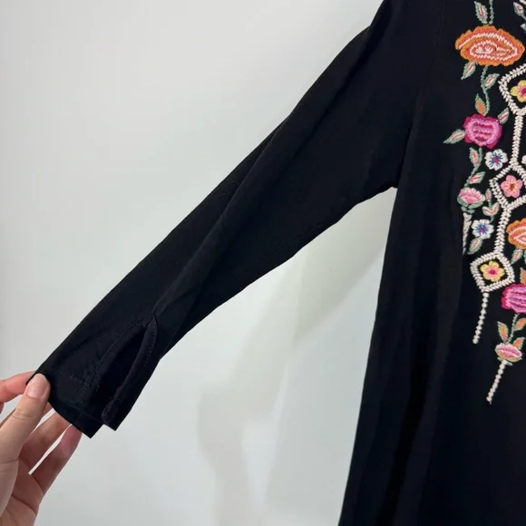 Caite Handmade Embroidered V Neck Top Boho - Picture 2 of 5